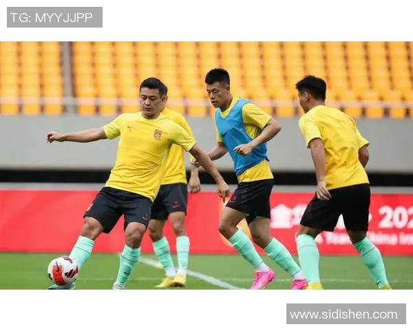 中超球队如何通过战术布局掌控比赛节奏并打破对手防线 中超球队如何通过战术布局掌控比赛节奏并打破对手防线